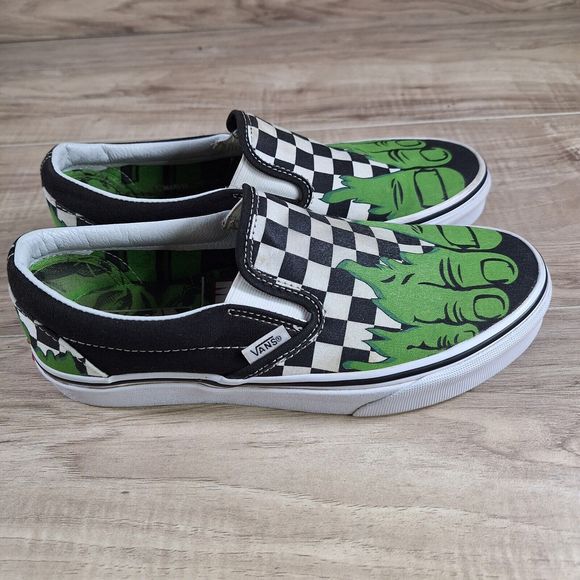 Vans Off The Wall Marvel HULK Slip-On Shoes Checkerboard Hulk Feet Women Sz 7.5 - Picture 6 of 11